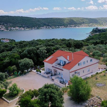 Apartmani "Sandro" Gonar Rab Town Exterior foto