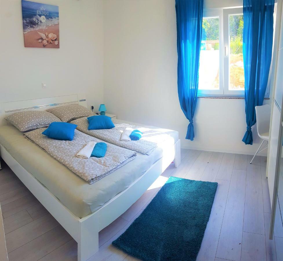 Apartmani "Sandro" Gonar Rab Town Exterior foto